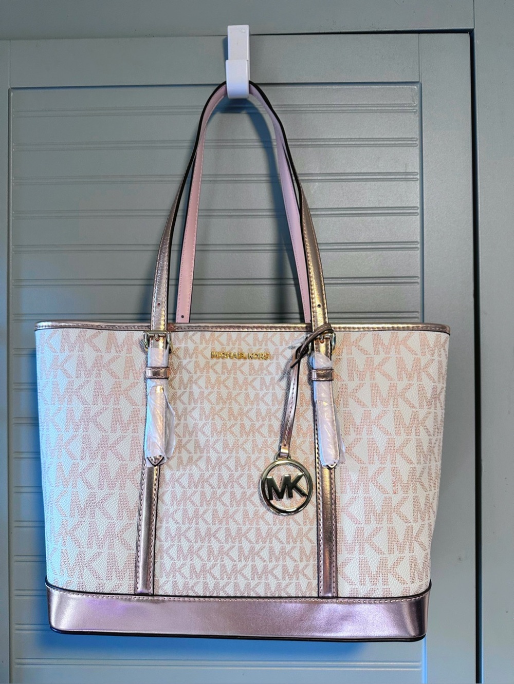 Michael Kors Jet Set Travel Large Pink Metallic Logo Top-Zip Tote Bag NWT